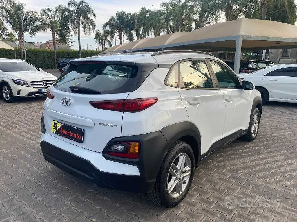 Usata Hyundai Kona 116 CV (85 kW) 2018 Bianco SUV