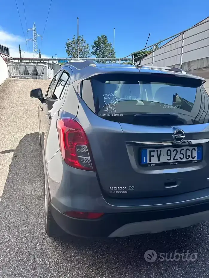 Usata Opel Mokka X 140 CV (102 kW) 2019 Grigio SUV