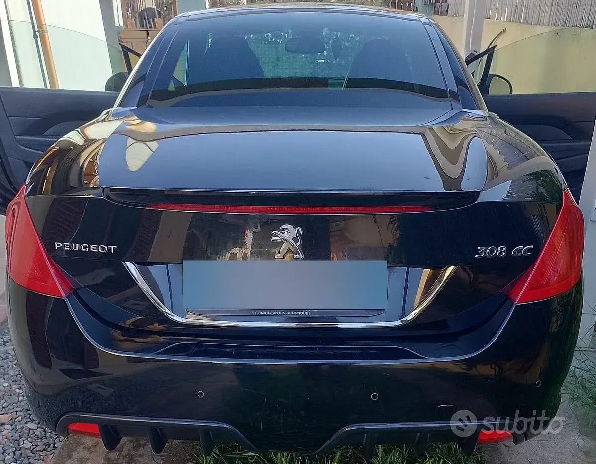 Usata Peugeot 308 CC 156 CV (114 kW) 2011 Nero Cabrio