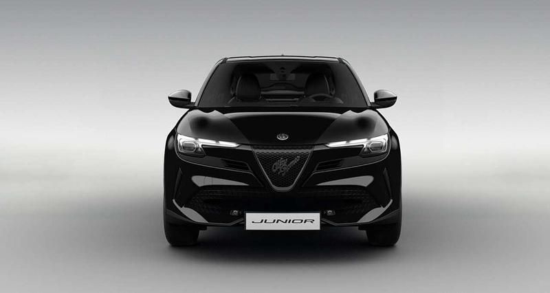 Nuova Alfa Romeo Junior Ti 145 CV (106 kW) 2026 Nero SUV