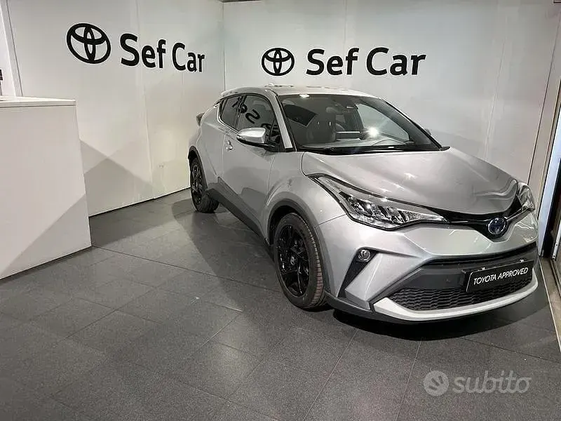 Usata Toyota C-HR Trend 122 CV (89 kW) 2023 Grigio SUV