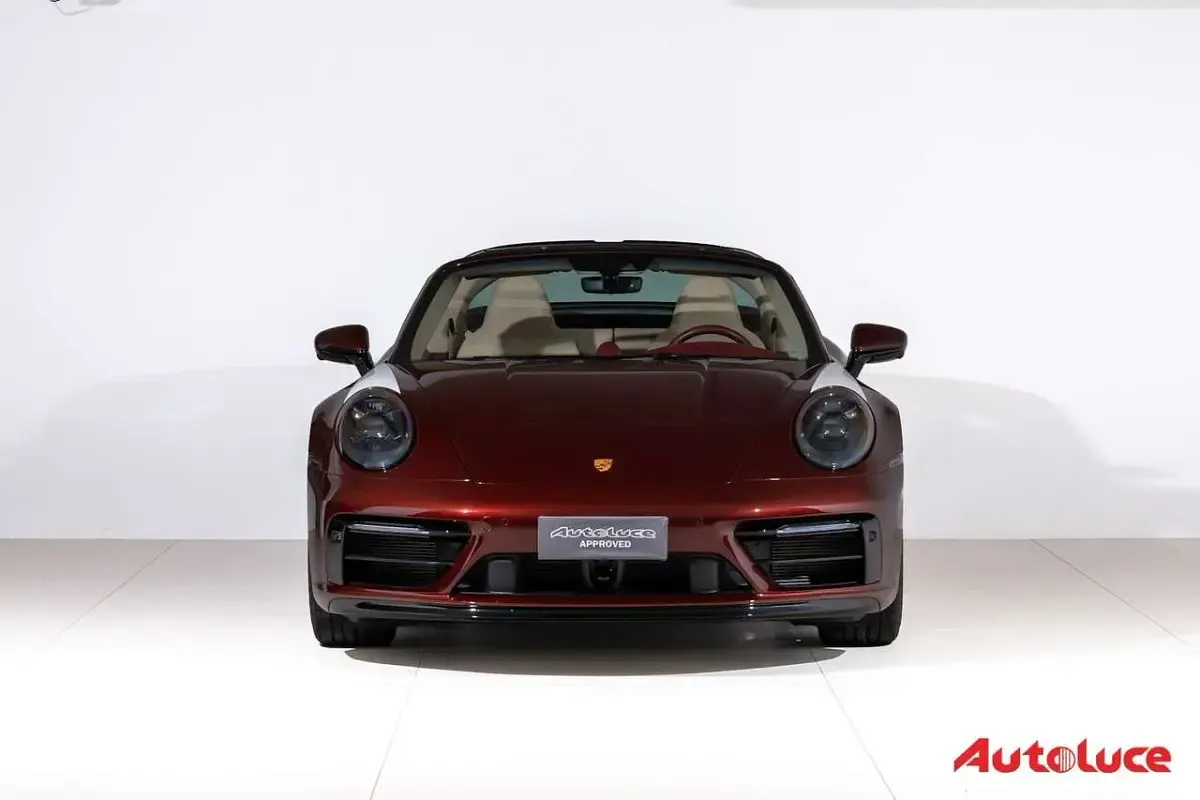 Usata Porsche 992 Edition 450 CV (330 kW) 2021 Rosso ciliegia metallizzato Cabrio