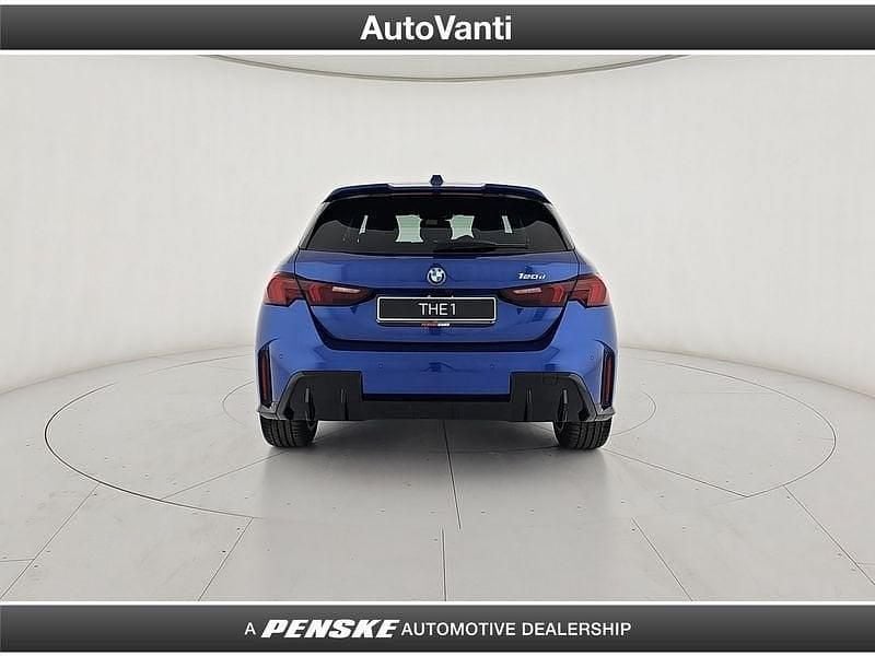 Nuova BMW 120 M Sport 163 CV (119 kW) 2025 Blu/azzurro Utilitaria