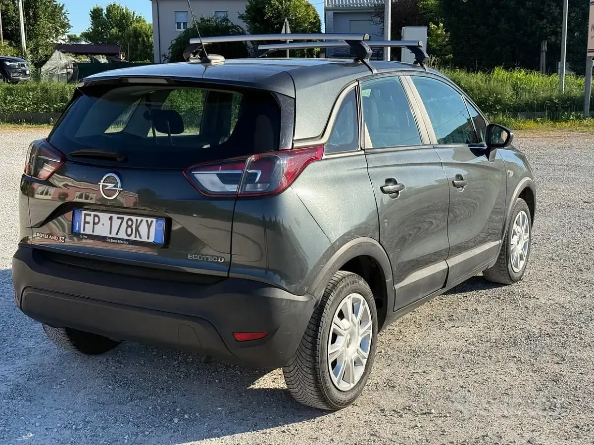 Usata Opel Crossland X Ultimate 99 CV (72 kW) 2018 Grigio SUV