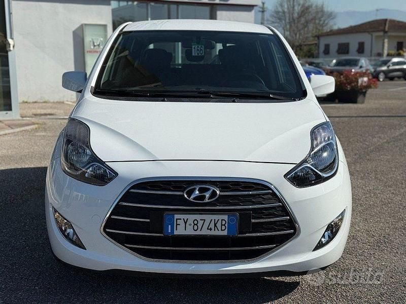 Usata Hyundai ix20 124 CV (91 kW) 2019 Bianco Utilitaria