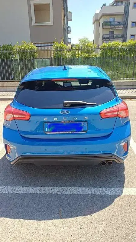 Usata Ford Focus ST-Line 120 CV (88 kW) 2021 Bluazzurro Berlina
