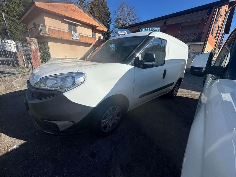 Usata Fiat Doblò 95 CV (69 kW) 2018 Bianco Monovolume