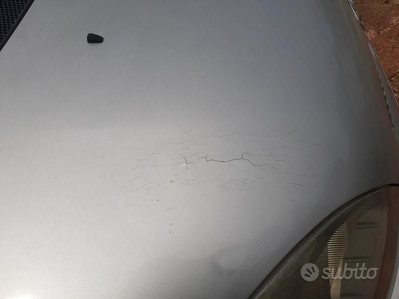 Usata Toyota Yaris 2002 Grigio Berlina