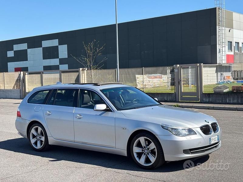 Usata BMW 525 218 CV (160 kW) 2008 Grigio Station wagon