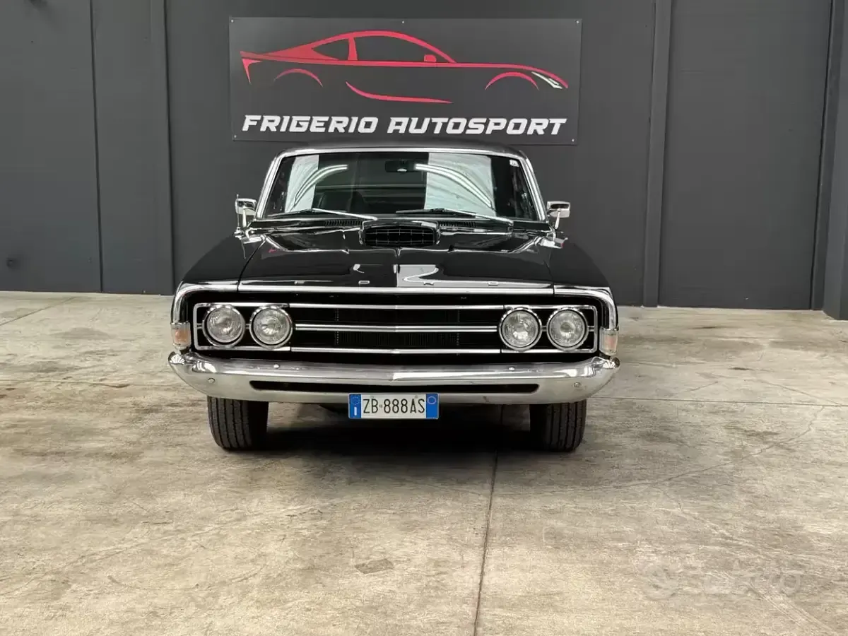 Usata Ford V8 300 CV (220 kW) 1960 Coupé