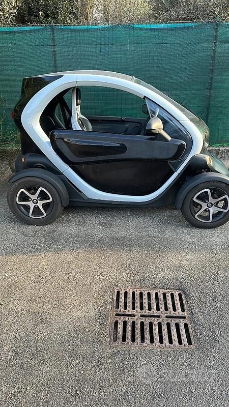 Usata Renault Twizy 13 kW (18 CV) 2013 Nero Utilitaria