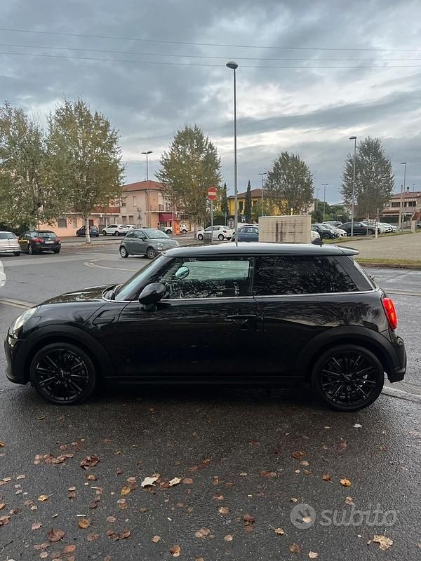 Usata Mini Cooper 2023 Nero Utilitaria