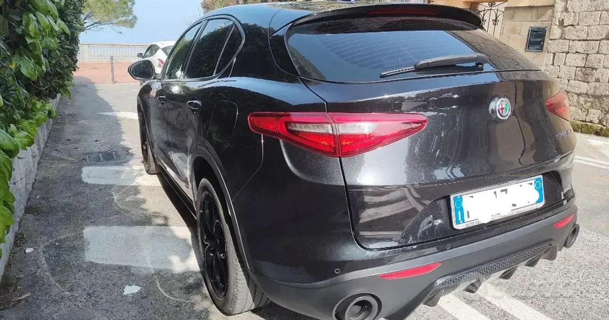 Usata Alfa Romeo Stelvio 180 CV (132 kW) 2018 SUV