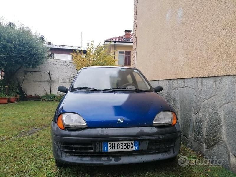 Usata Fiat 600 2000 Blu Utilitaria