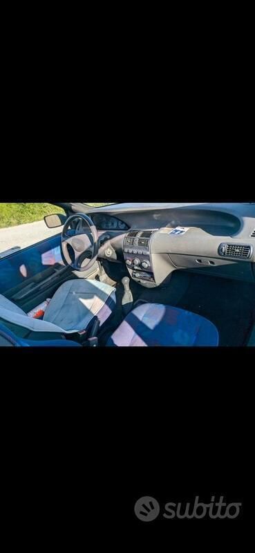 Grigio Usata 1998 Fiat Punto Due volumi | 250 € (Super prezzo) - Immagine 1/2