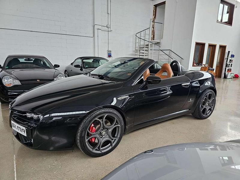 Usata Alfa Romeo Spider 200 CV (147 kW) 2011 Nero Cabrio