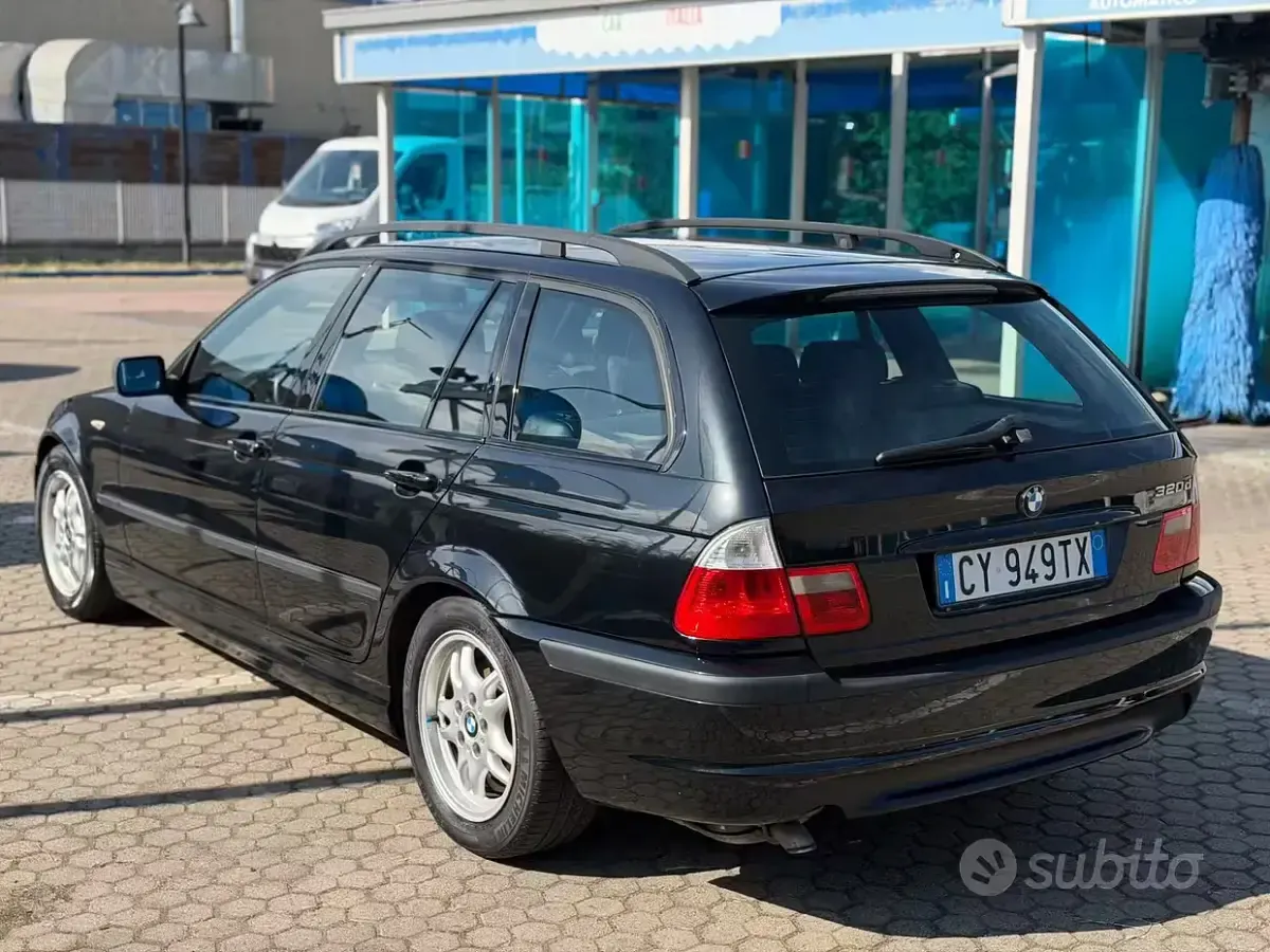 Usata BMW 320 M Sport 150 CV (110 kW) 2005 Nero Station wagon