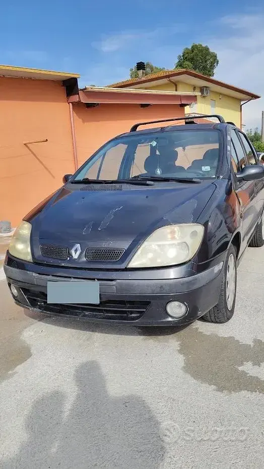 Usata Renault Scénic 102 CV (75 kW) 2003 Monovolume