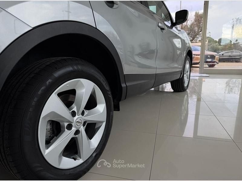 Usata Nissan Qashqai 116 CV (85 kW) 2020 Grigio SUV