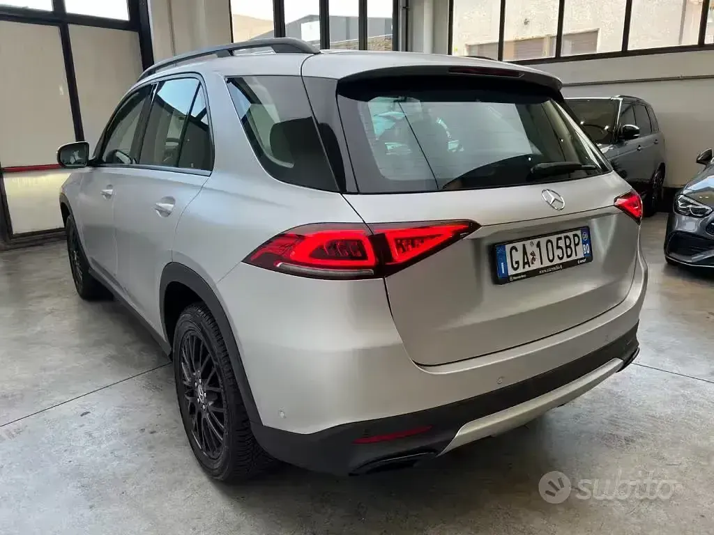 Usata Mercedes GLE300 Executive 245 CV (180 kW) 2020 Grigio SUV