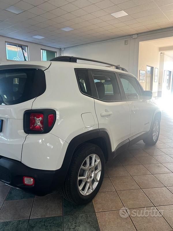 Usata Jeep Renegade Limited 131 CV (96 kW) 2023 Bianco SUV