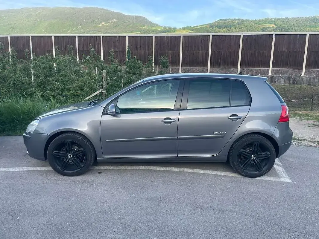 Usata VW Golf VI United 105 CV (77 kW) 2008 Utilitaria