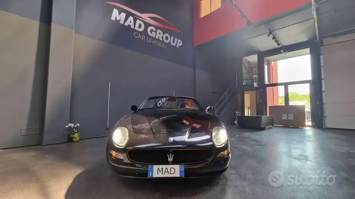 Usata Maserati Spyder 390 CV (286 kW) 2003 Nero Cabrio
