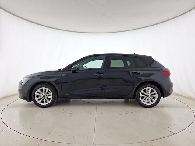 Usata Audi A3 Business 150 CV (110 kW) 2023 Nero brillante Berlina