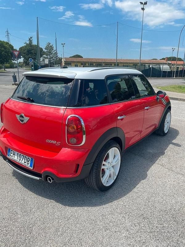 Usata Mini Countryman Sport 184 CV (135 kW) 2011 Rosso SUV