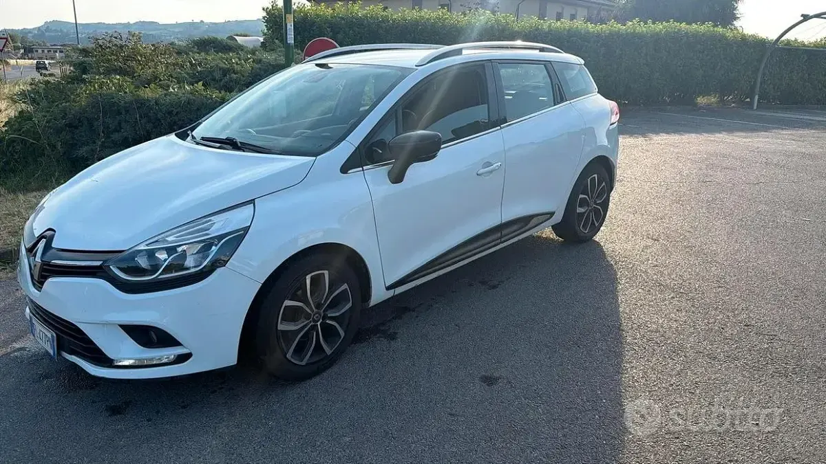Usata Renault Clio 90 CV (66 kW) 2018 Bianco Station wagon