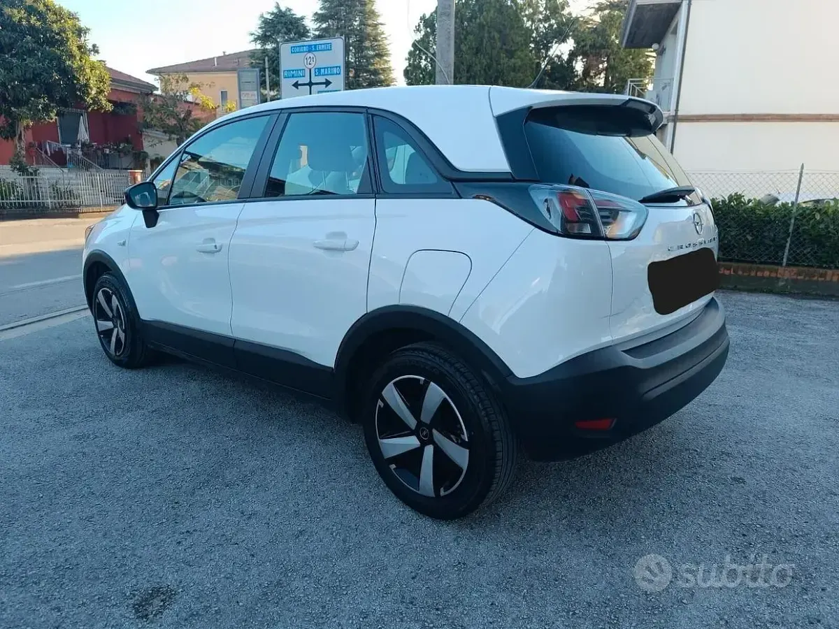 Usata Opel Crossland Edition 83 CV (61 kW) 2022 Bianco SUV