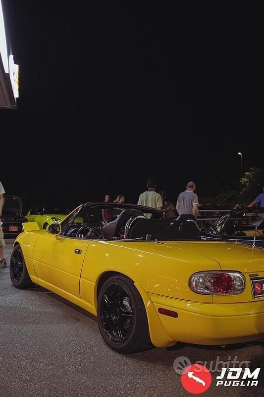 Usata Mazda MX5 116 CV (85 kW) 1996 Giallo Cabrio