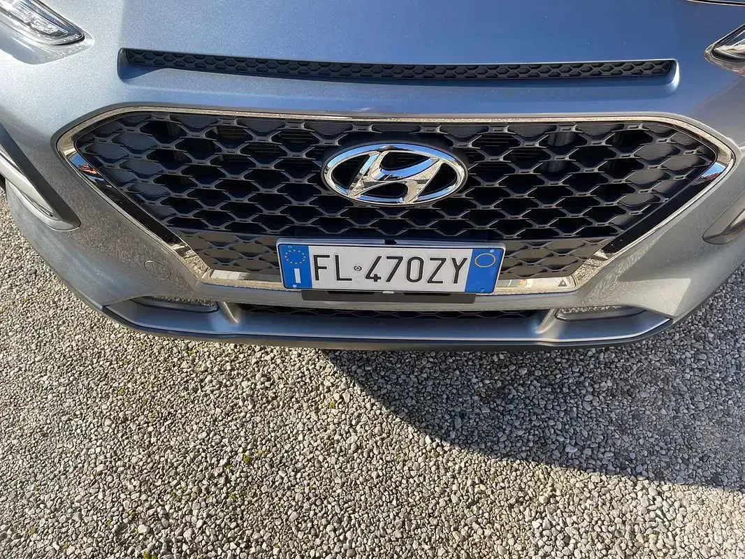 Usata Hyundai Kona Xpossible 120 CV (88 kW) 2017 Grigio SUV