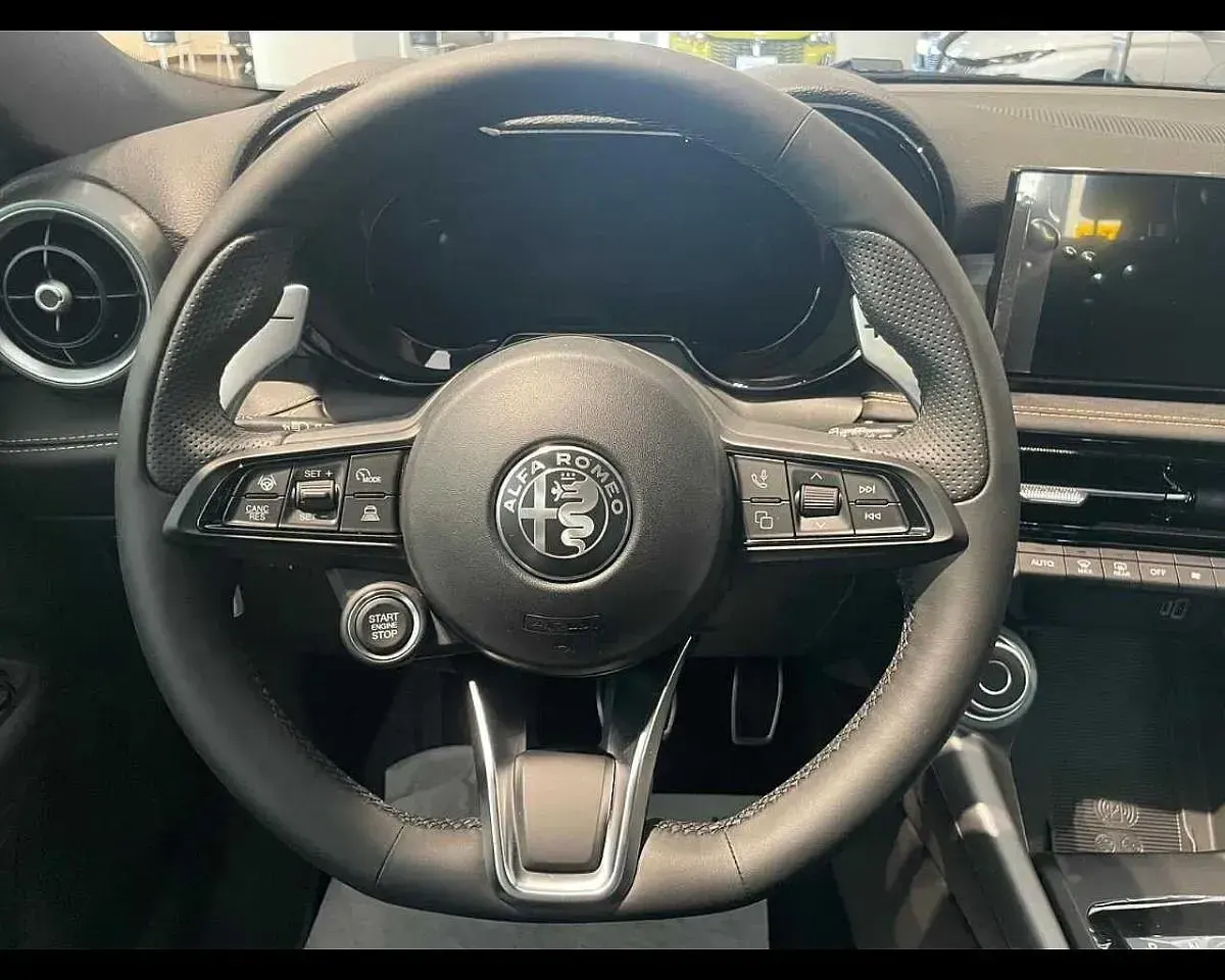 Nuova Alfa Romeo Tonale 175 CV (128 kW) 2026 Verde SUV