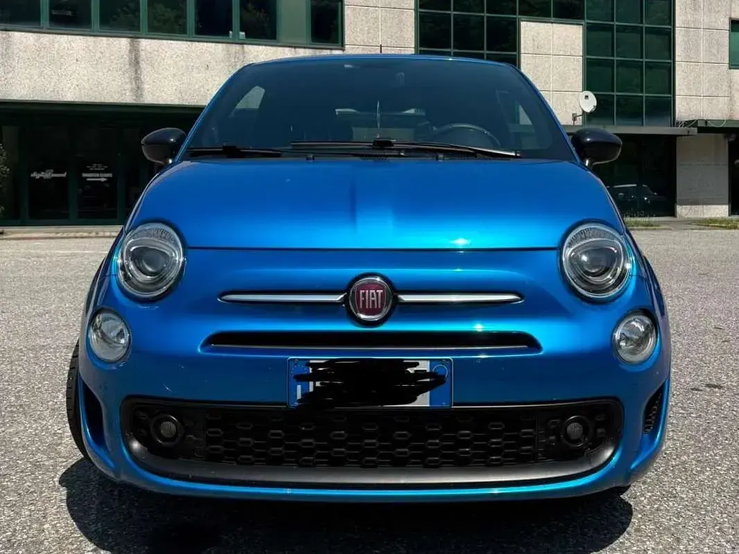 Usata Fiat 500 Dolcevita 69 CV (50 kW) 2021 Blu/azzurro Utilitaria
