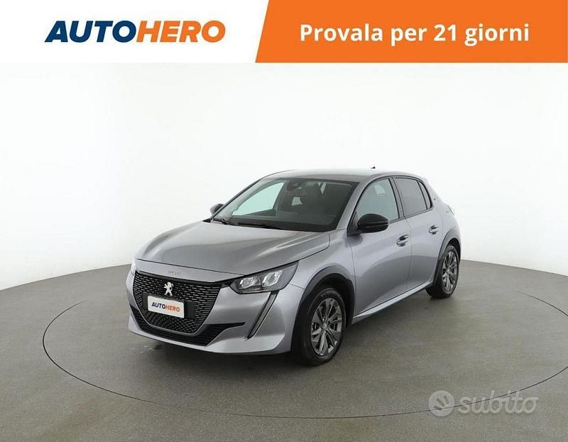 Grigio Usata 2023 Peugeot 208 Due volumi | 16.899 € (Super prezzo) - Immagine 1/2