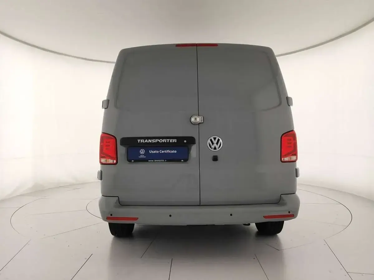 Usata VW T6.1 Business 150 CV (110 kW) 2021 Smoke grey Furgone