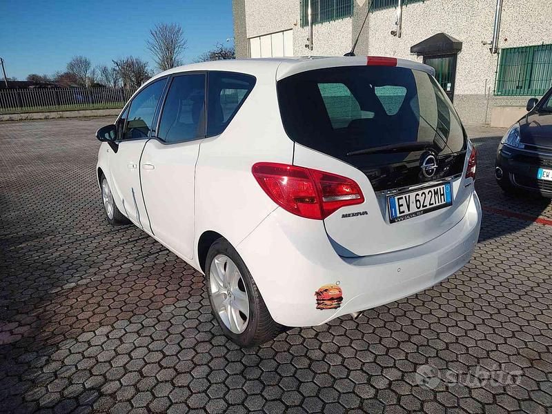 Usata Opel Meriva 120 CV (88 kW) 2014 Bianco Monovolume