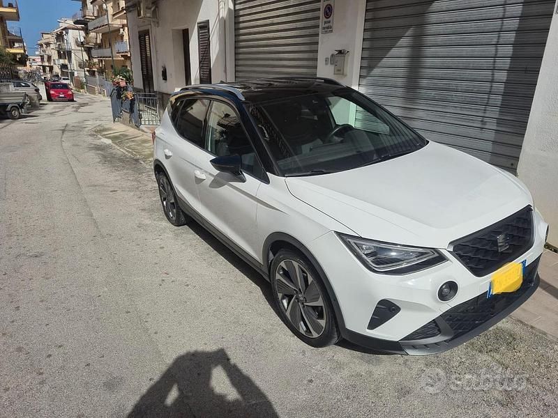 Usata Seat Arona FR 95 CV (69 kW) 2023 Bianco SUV