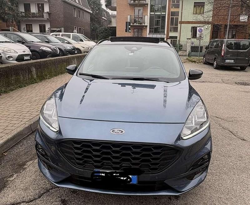 Usata Ford Kuga Titanium X 152 CV (111 kW) 2023 SUV