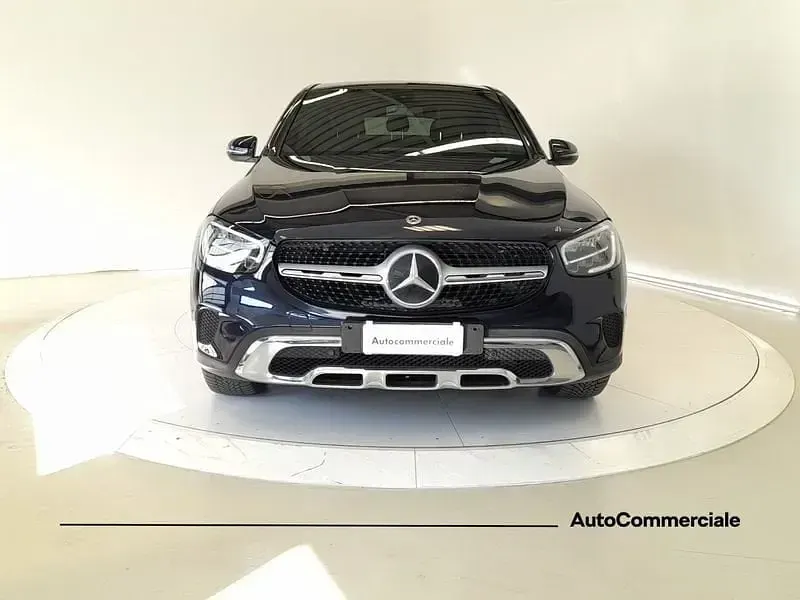 Usata Mercedes GLC200 Business 163 CV (119 kW) 2021 Blu SUV