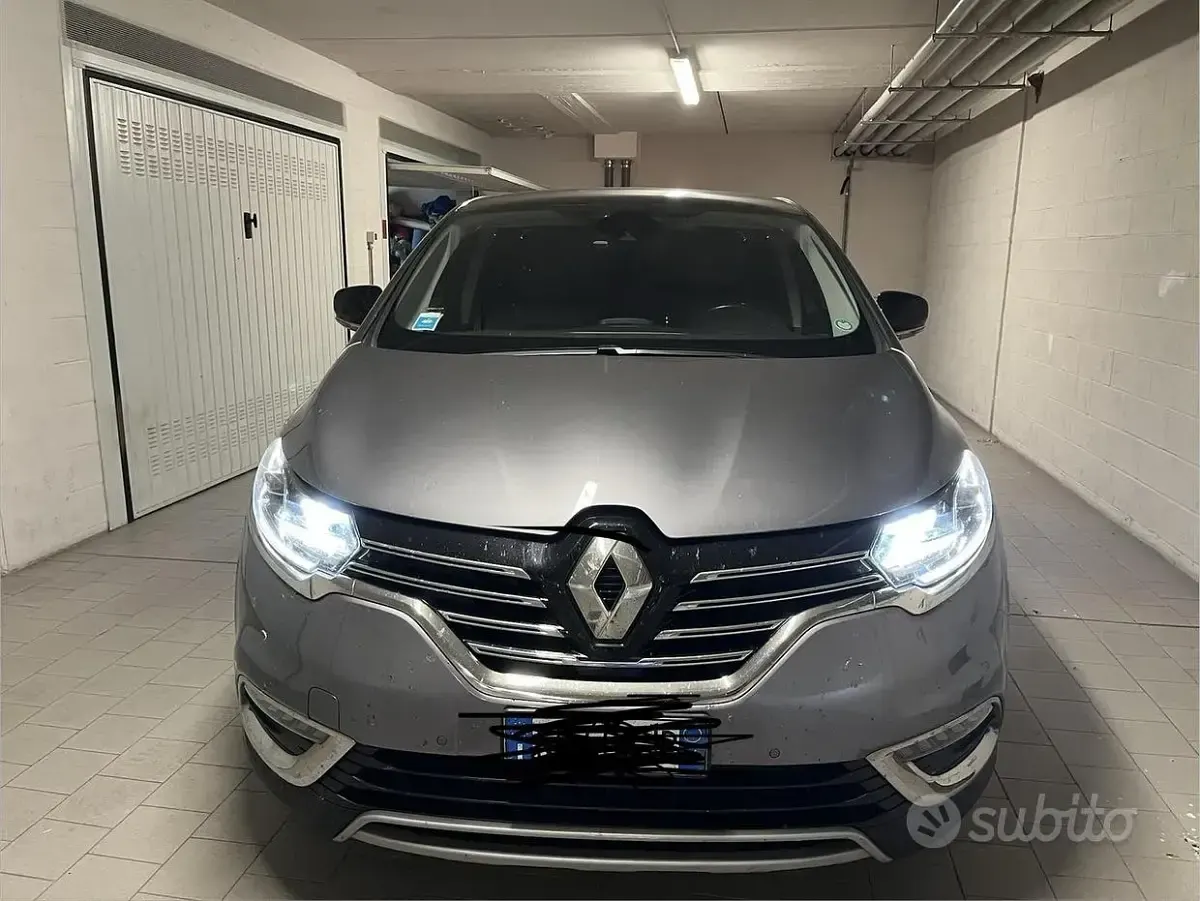 Usata Renault Espace 160 CV (117 kW) 2016 Grigio Monovolume