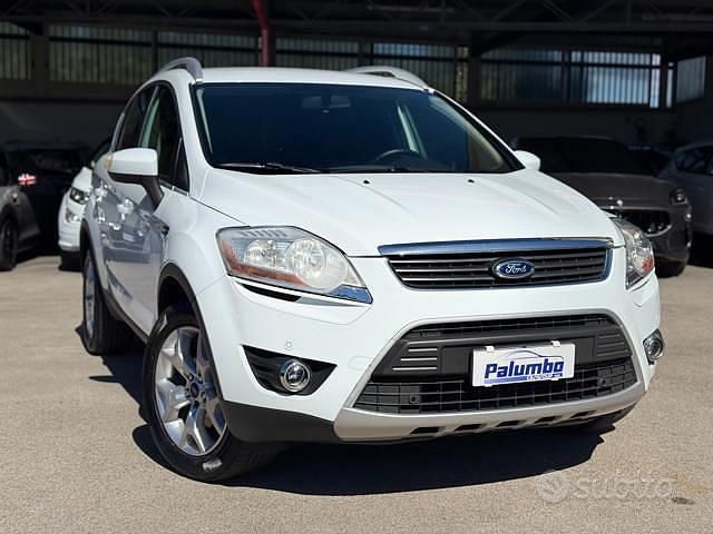 Usata Ford Kuga Titanium 140 CV (102 kW) 2011 Bianco(met.) SUV