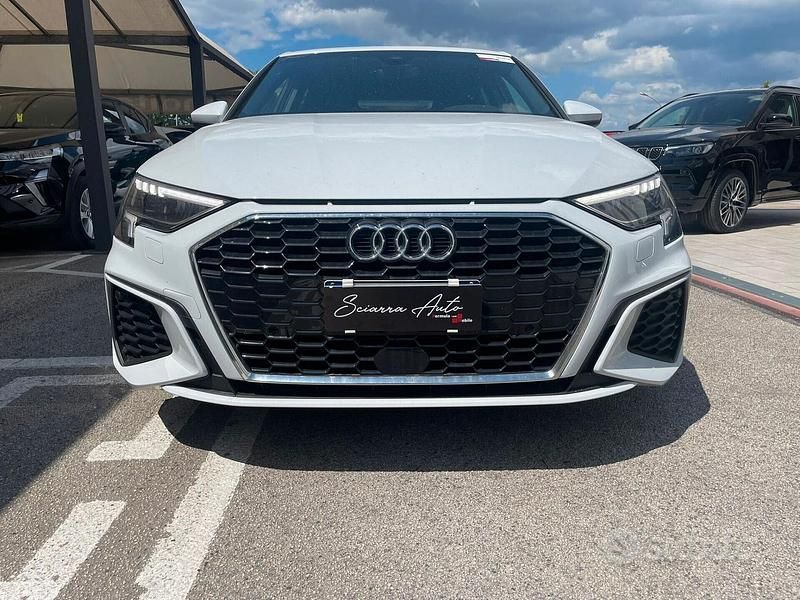 Usata Audi A3 S-Line 150 CV (110 kW) 2023 Bianco Berlina