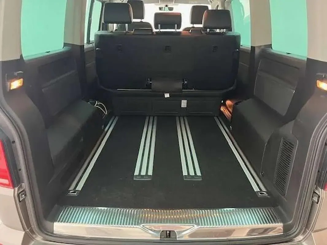 Usata VW Multivan Generation Six 204 CV (150 kW) 2015 Beige Monovolume