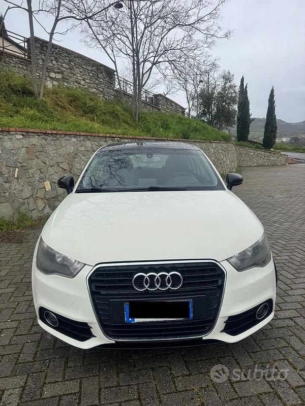 Usata Audi A1 90 CV (66 kW) 2012 Bianco Utilitaria