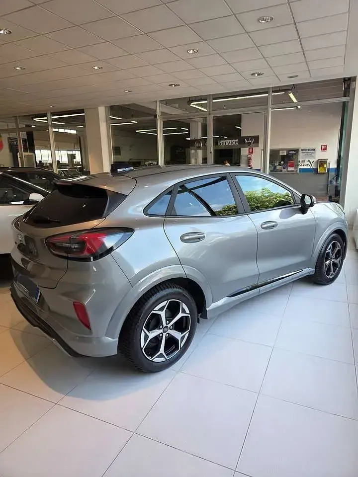 Usata Ford Puma ST-Line 125 CV (91 kW) 2025 Grigio SUV