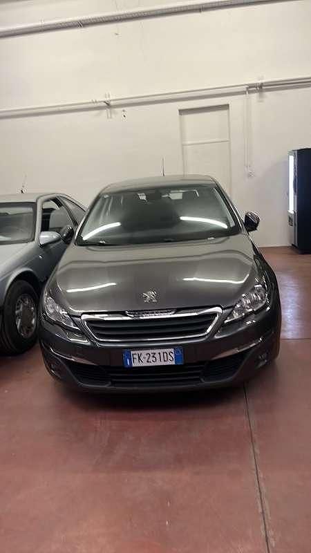 Usata Peugeot 308 SW Active 120 CV (88 kW) 2017 Station wagon