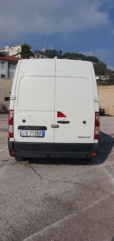 Usata Renault Master 165 CV (121 kW) 2016 Furgone