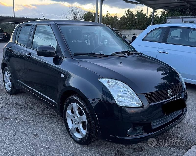 Usata Suzuki Swift GL 92 CV (67 kW) 2007 Nero Utilitaria